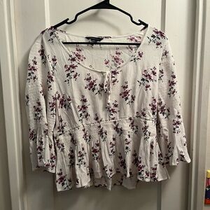 American Eagle Floral Peplum Top